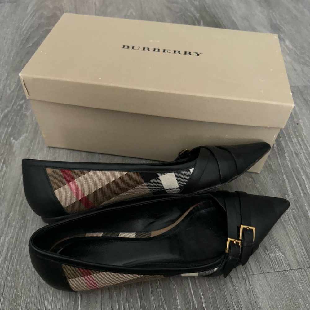 Authentic Burberry Flats